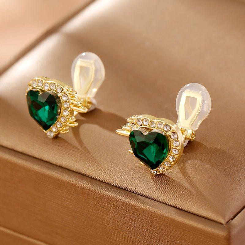2024 New Fashion Rhinestone Heart Without Piercing Ear Clip Earrings for Women Imitation Crystal Earrings