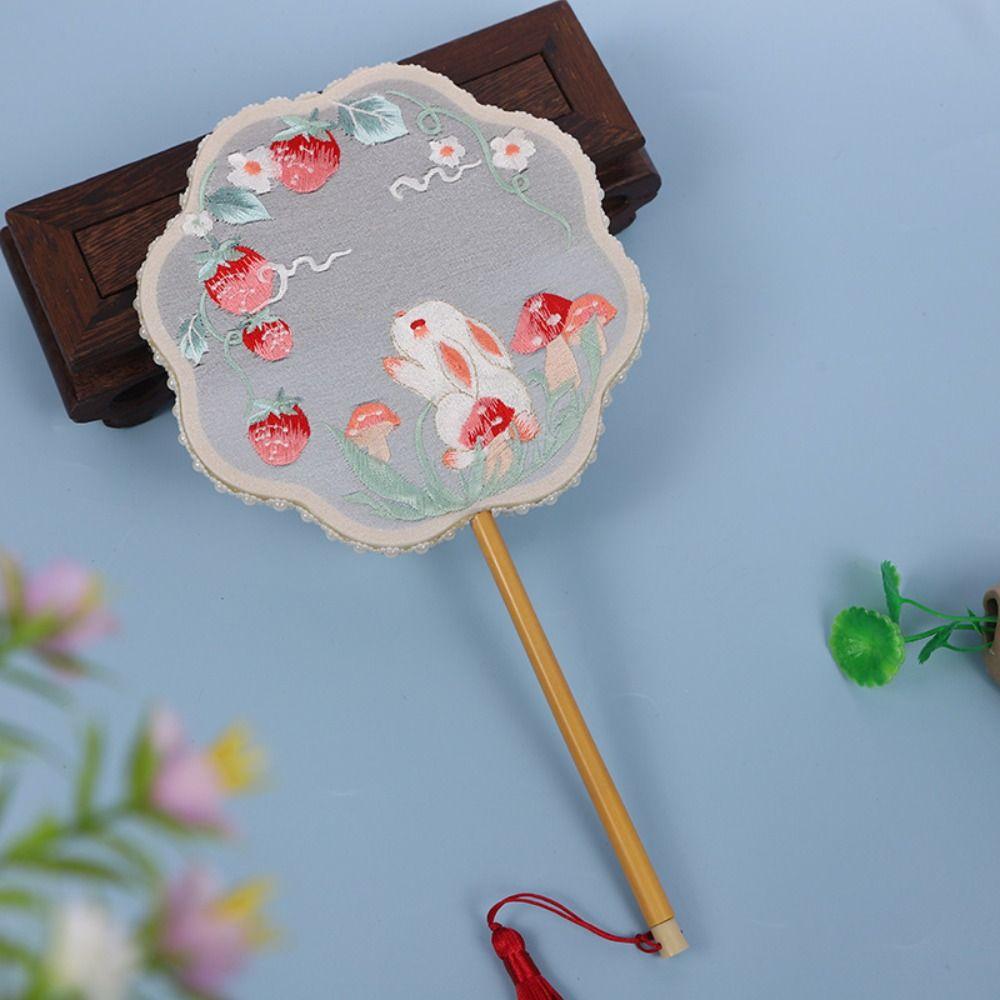 Классический круглый веер в китайском стиле, винтажный вышитый шелковый веер, двусторонний с кисточкой, ручной веер для женщин