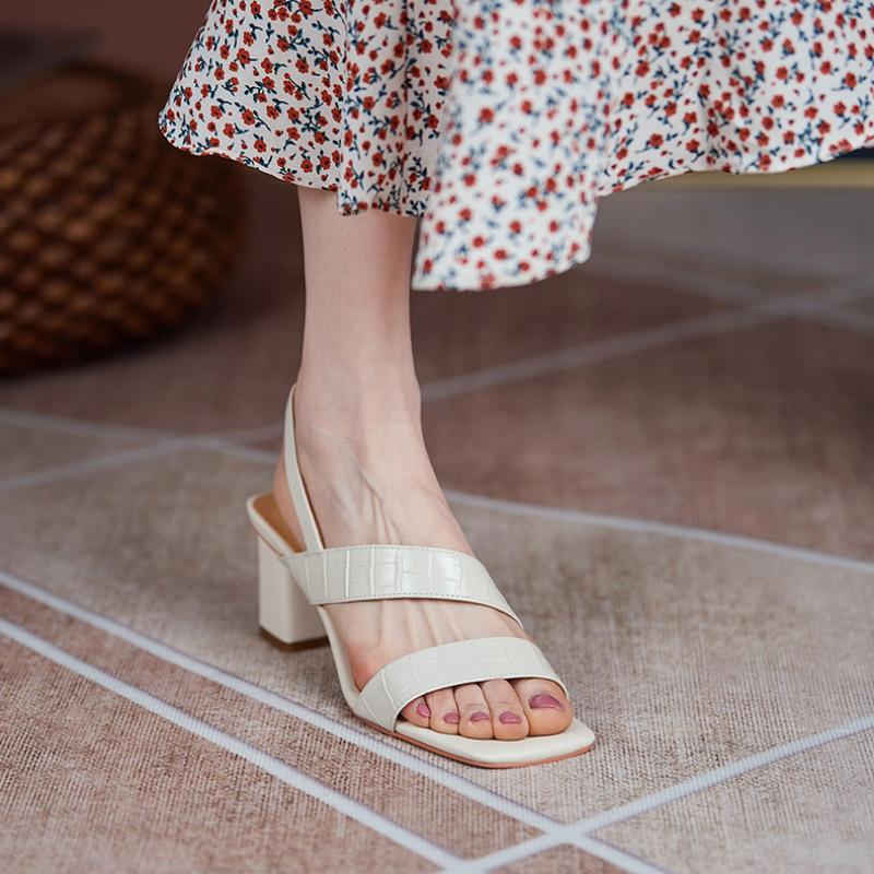 Women's Temperament Sandals 2024 Summer New Versatile Thick Heel Open Toe White High Heels Square Toe Elegant Single Shoes