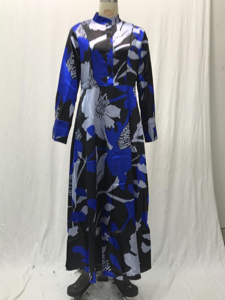 Женское платье А-силуэта с завышенной талией и большим подолом с цифровым принтом, весна/лето 2024