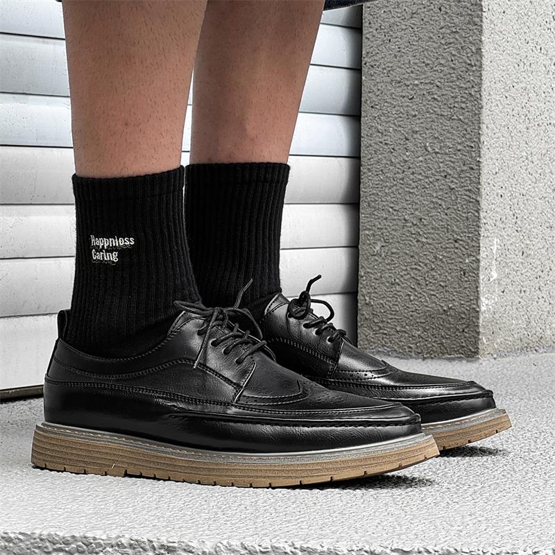 Модные броги мужские кожаные туфли Дизайнерский стиль офис и досуг бизнес Черные туфли OUTDOOR Большой размер молодые универсальные