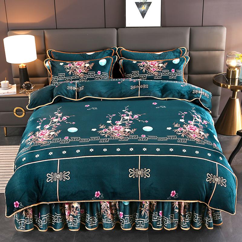 Комплект из 4 предметов плюшевого осенне-зимнего комплекта из утолщенного теплого флиса, простыни, пододеяльника с принтом, подзора для кровати, комплект для дома