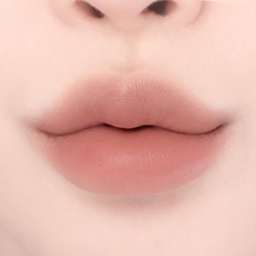 lilybyred Стик для растушевки помады Smiley Lip 0,8 г (на)