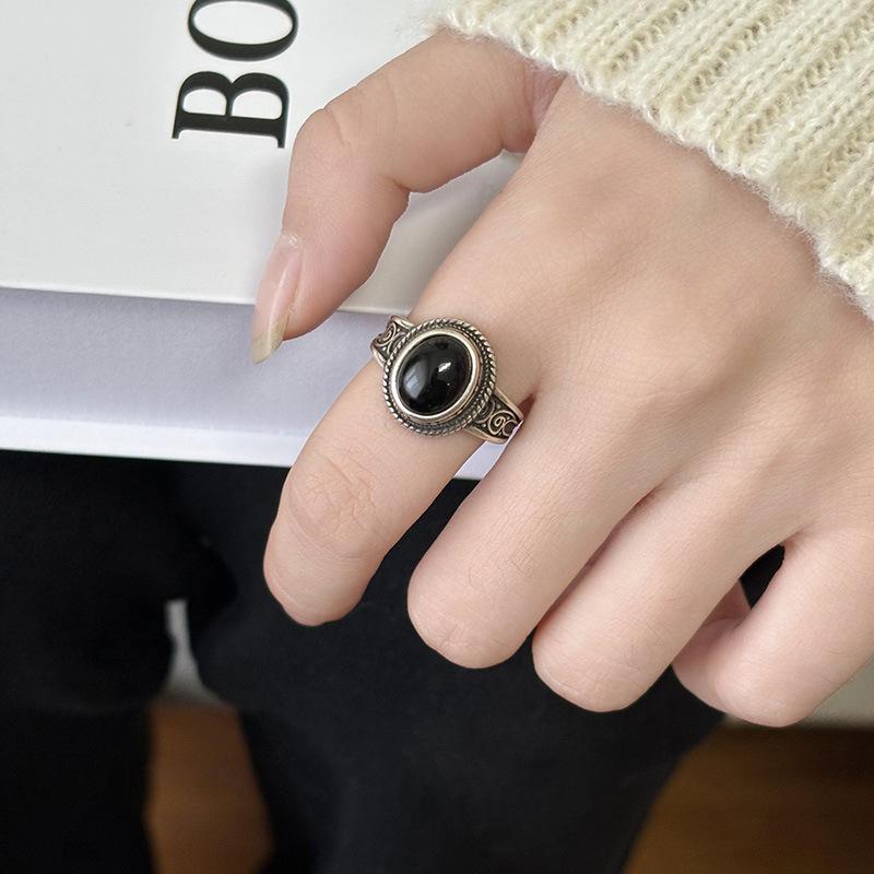 Korean Simple Ladies Ring Black Onyx Rings for Women 925 Sterling Silver Vintage Statement Ring Popular Wedding Jewelry