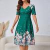 Летнее женское платье с цветочным принтом, А-силуэт, свободный подол, короткие рукава, волнистый V-образный вырез