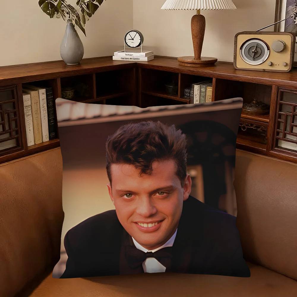 Singer LLuis Miguel Pillow Case Fashion Square Pillowcase Bedroom Sofa Room Ins Decoration Leisure