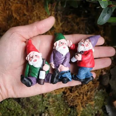 Коллекционные садовые гномы с аксессуарами - Полимерная миниатюра для Хэллоуина, украшение для дома, украшение для сказочного сада