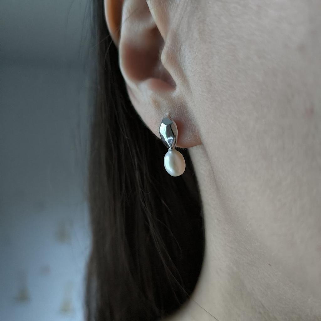 Серебряные серьги с натуральным жемчугом 4.75ct (2186199)