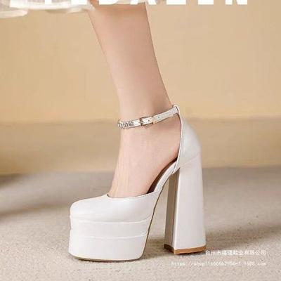 Туфли на высоком каблуке 2025 одним словом большого размера атласные летние на толстом каблуке с закрытым носком полые сандалии женские большое количество от отличного стандартного размера