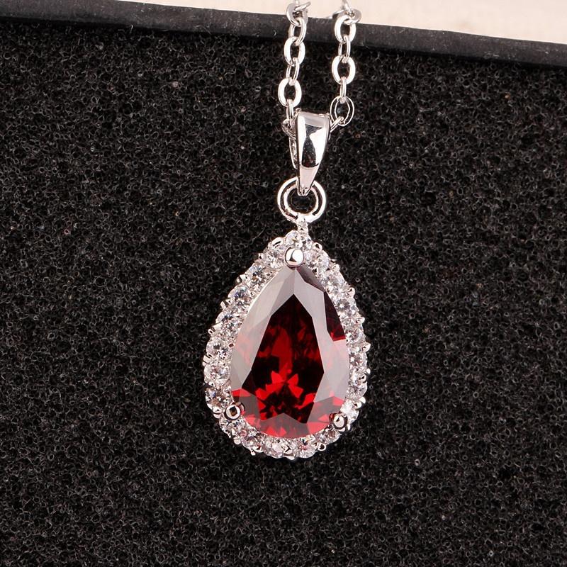 Elegant Water Drop Zircon Pendant Necklace for Women Micro Inlay Crystal Wedding Necklace