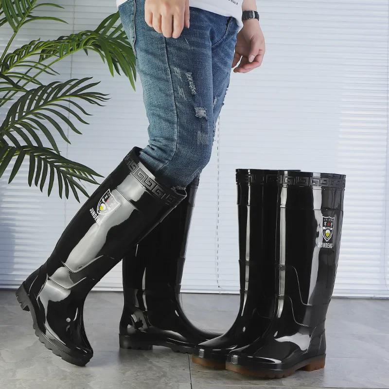 Men's High-Top Thick-Soled Non-Slip Rubber Rain Boots for Construction and Labor Protection.