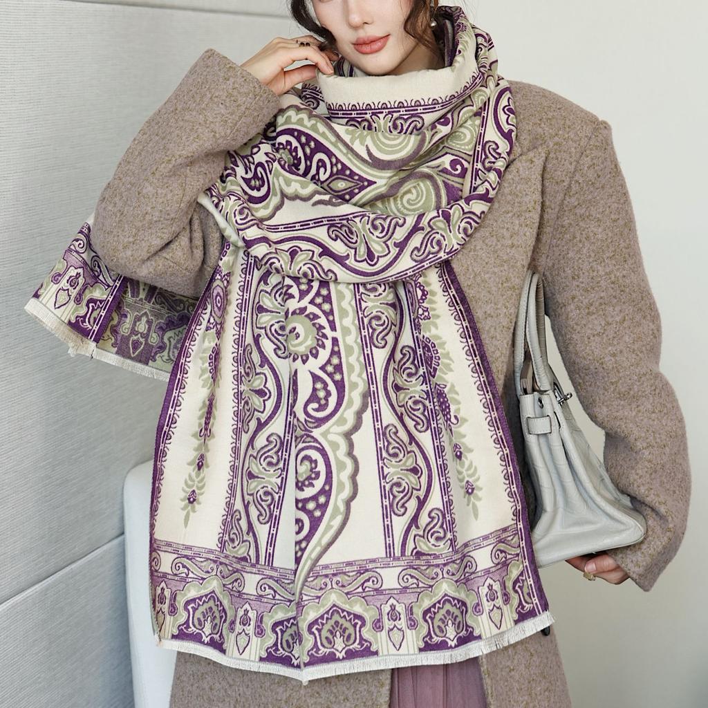 Women's Vintage Floral Jacquard Scarf - Imitation Fleece Thick Windproof Shawl Wrap, Soft Warm Winter Scarf with Botanical Print for Casual Travel