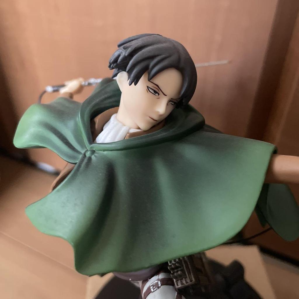 [Б/У] Фигурка Леви из Атаки Титанов