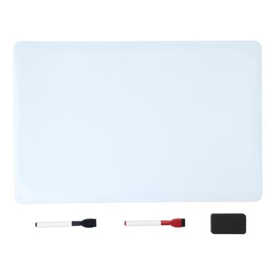 Магнитная белая доска Amazon Basics для холодильников, размеры листа (50.8 x 33.0см), Включает два маркера и ластик