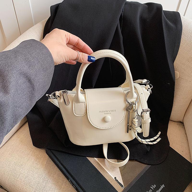 Premium sense niche bag women's spring and summer versatile 2025 new fashion shoulder messenger bag Korean version portable bucket bag