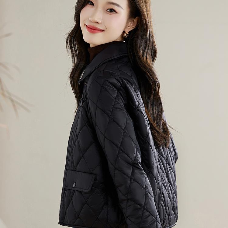 Женская новая хлопковая одежда на подкладке Ранняя зимняя легкая хлопковая одежда Модная маленькая короткая куртка на подкладке из хлопка