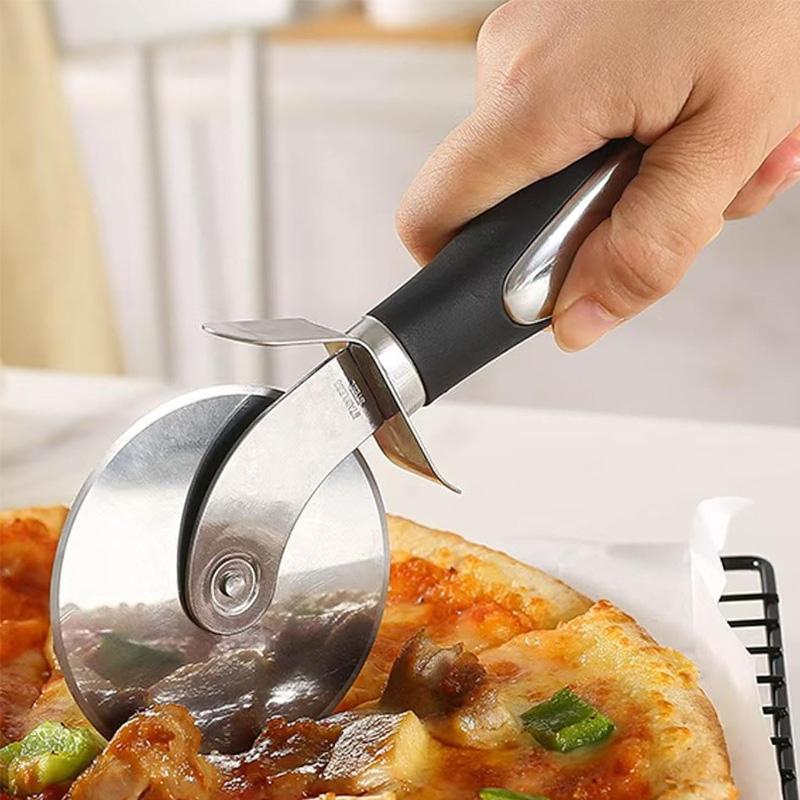 Rolling Pizza Cutter Tool,3 Inch Diameter Sharp Blade,Non-Slip Ergonomic Handle,Finger Protection Design,for Home&Commercial Use