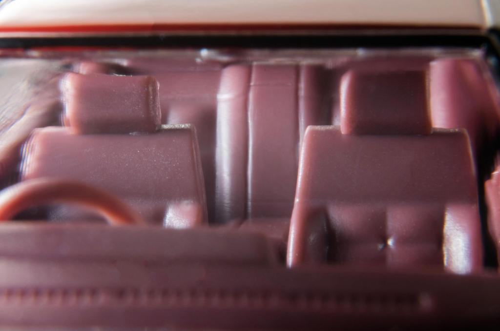 TOMYTEC Tomica Limited Vintage Neo LV-N352a Nissan Skyline 4-Door HT 1800 Passage (Red) 1987 Model, Completed Model, 336099