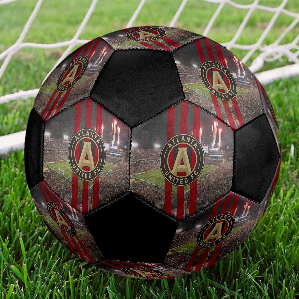 Футбольный мяч Atlanta United FC, размер 5, машинная сшивка, ПВХ, прочный и с высоким отскоком, подходит для всех возрастов, фанатская атрибутика, для матчей и использования на открытом воздухе.