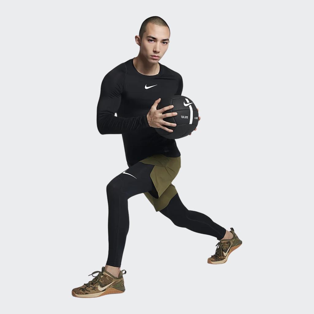 Nike Приталенная влагоотводящая футболка с логотипом для фитнеса и длинными рукавами, мужские топы, черные 838082-010