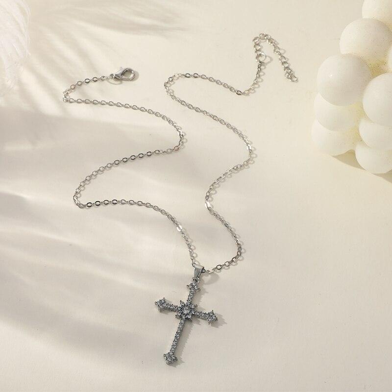 1pcs White Gold Necklace Ladies Cold Wind Set Glass Diamond Cross Copper Alloy