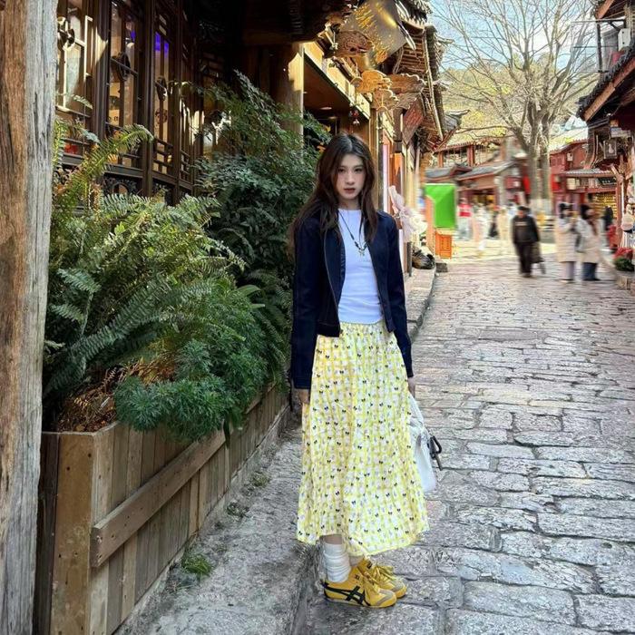 Korean wear floral cake skirt women's medium and long summer new high-waisted long skirt design sense a-word skirt