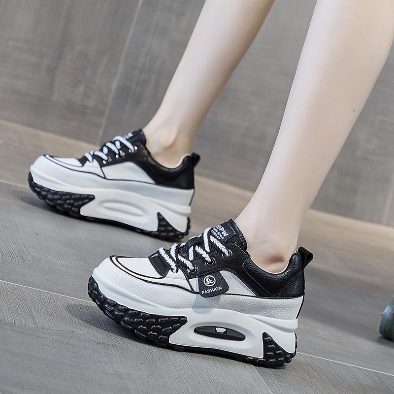 Женские модные папины кроссовки: Легкая, толстой подошвой, увеличивающая рост повседневная спортивная обувь на осень 2024 г.