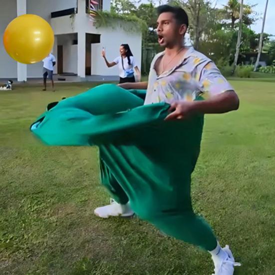 Игра во дворе "Бабушкины штаны" с 2 прыгучими мячами, ловля мяча на улице, гигантские штаны, для детей, взрослых, семейного воссоединения, тимбилдинга, вечеринки