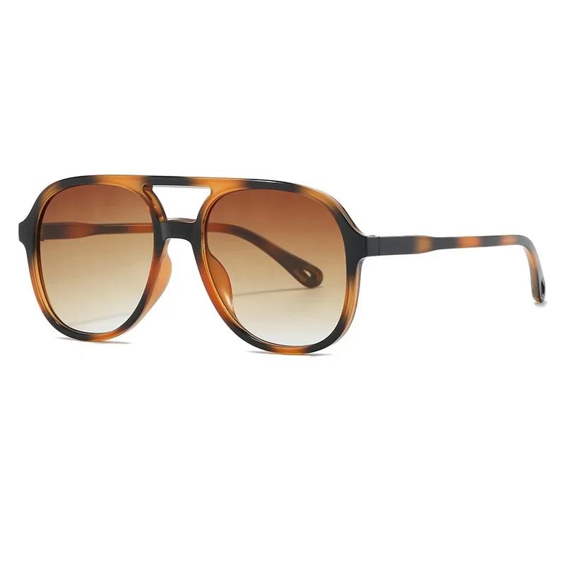 Fashionableable and Minimalist Double Beam Large Glass Frame Sunglasseses Men's Style and Women's Style Leisure Fishing Driving Use Blackout Glasses