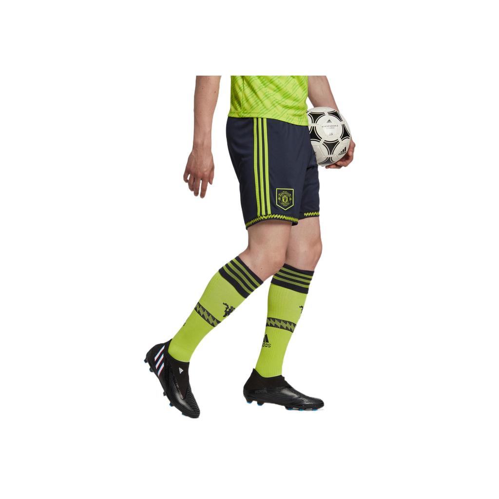 adidas Футбольные шорты FW22 MUFC 3 Stripe Straight, мужские шорты, черные HE2980