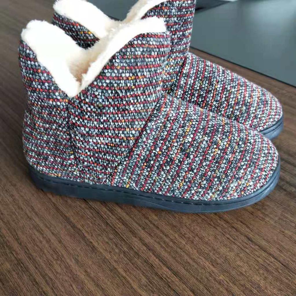 Women Slippers Winter Warm Home Soft Slippers Non-slip Home Shoes Men Indoor Floor Bedroom Lovers Couple Furry Plush House Shoes