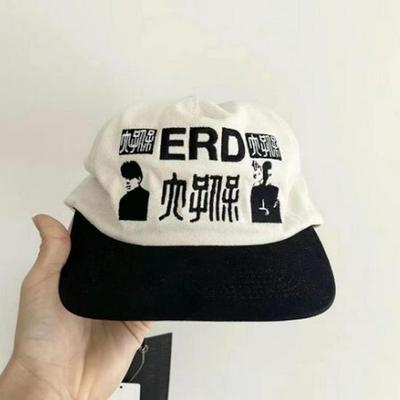 Кепка Fengshen Jueji ERD Melancholy Rich второго поколения Duckbill с вышитыми надписями, регулируемой застежкой из натуральной кожи и шелковой воловьей кожи.