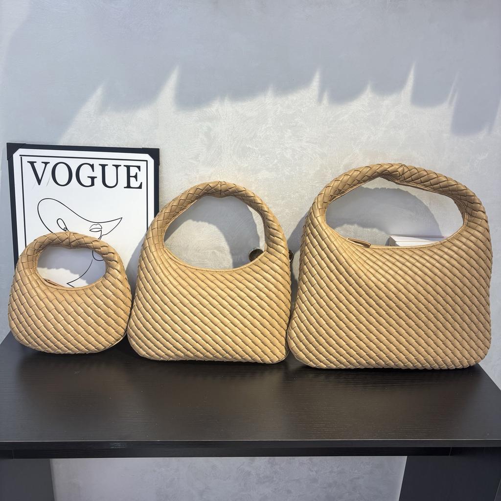 2026 Сумка женская премиальная текстура ручной вязки ручная ручка плечо кросс-боди цепь круглая сумка