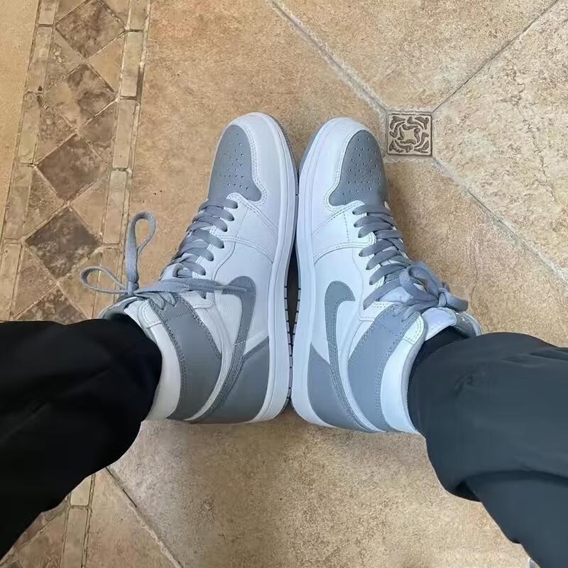 Jordan 1 Ретро Высокие OG Стелс GS 575441-037