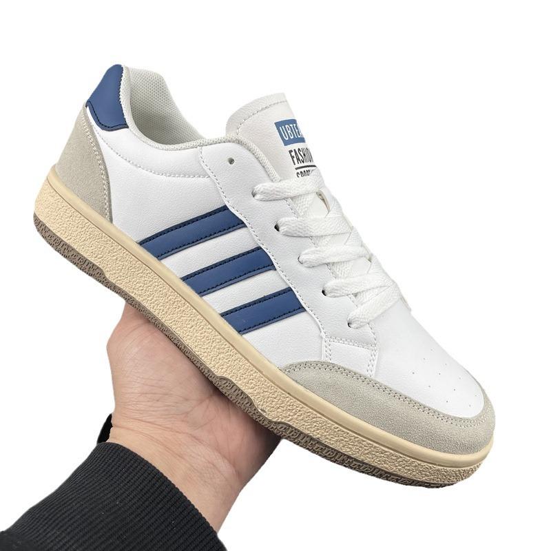 Повседневная обувь 2025 года, мужская обувь, новая, простая, удобная и дышащая, корейская версия, модные дышащие маленькие белые туфли, обувь для досок