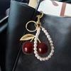 Милый Черно-Красный Цветной Брелок-Вишенка Сверкающий Смоляной Подвесной Брелок Шарм для Сумки