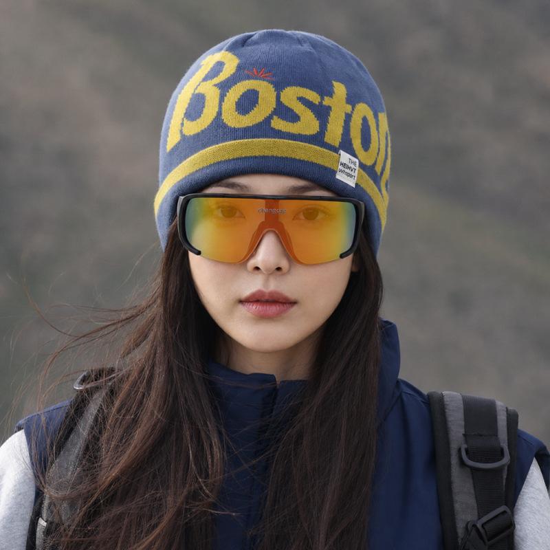 Alphabet jacquard hat women's autumn and winter warm and cold-proof knitted hat thickened flipped brim wool hat sports cold hat