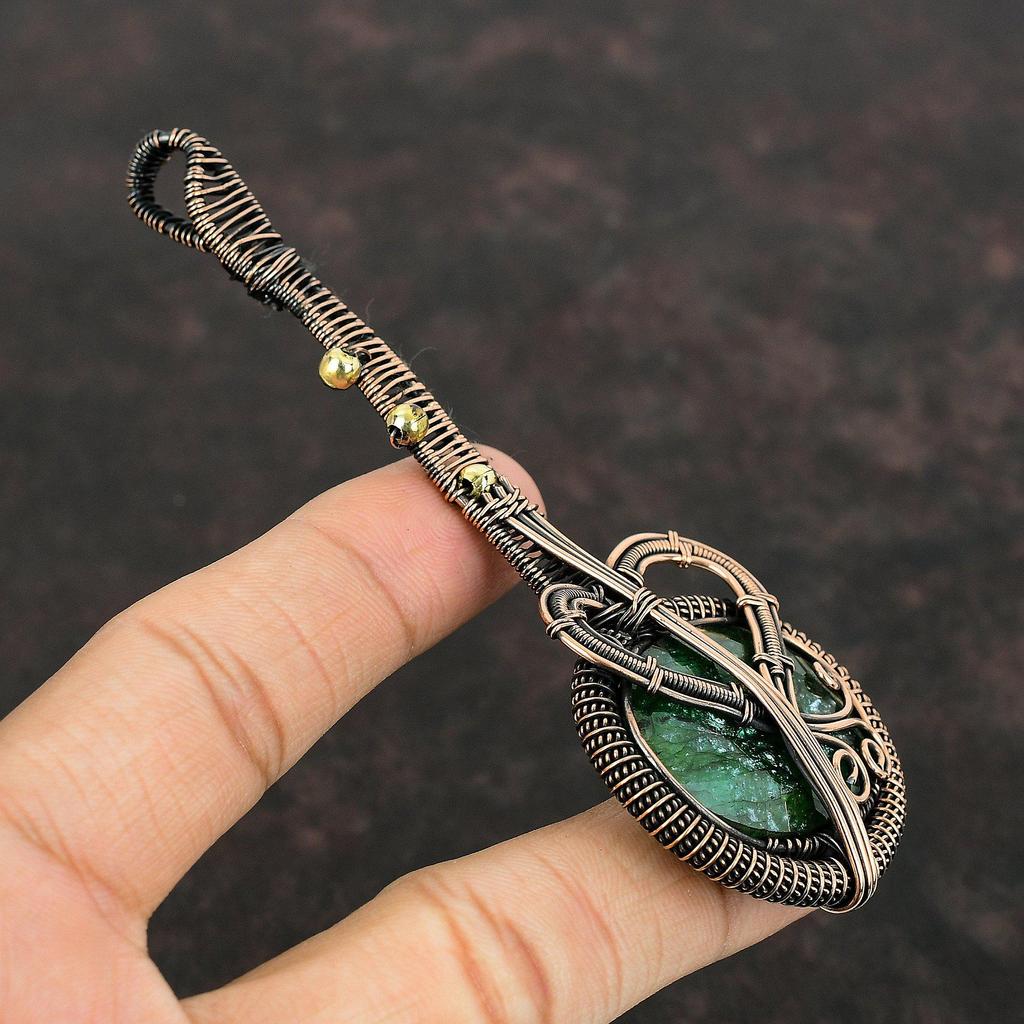 Ограненный Замбийский Изумруд Кулон Медная Проволока Обернутый Драгоценный Камень Кулон Изумрудные Ювелирные Изделия Гитары Подвеска Ручной Работы Подарок Для Женщин Дизайнерские Ювелирные Изделия
