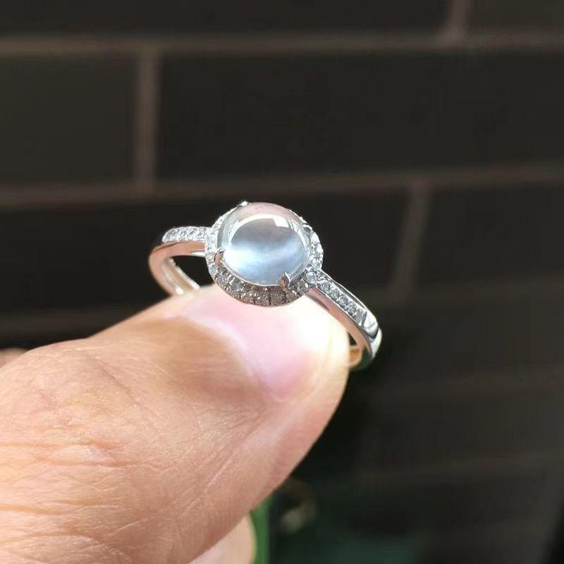 New in Natural Ice Chalcedony Round Rings for Women Silver 925 Inlaid Diamond Simple Sparkling Ring Classic Jewelry Gift