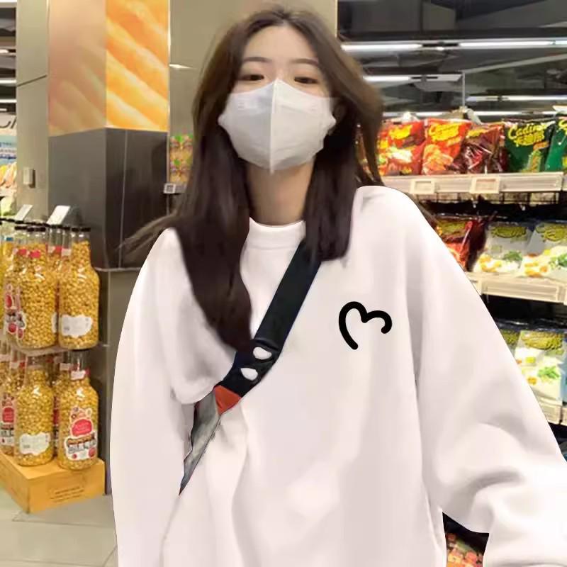 Женский пуловер темно-зеленого цвета с круглым вырезом - Осень 2024, корейский стиль, длинный рукав, повседневный дизайн.