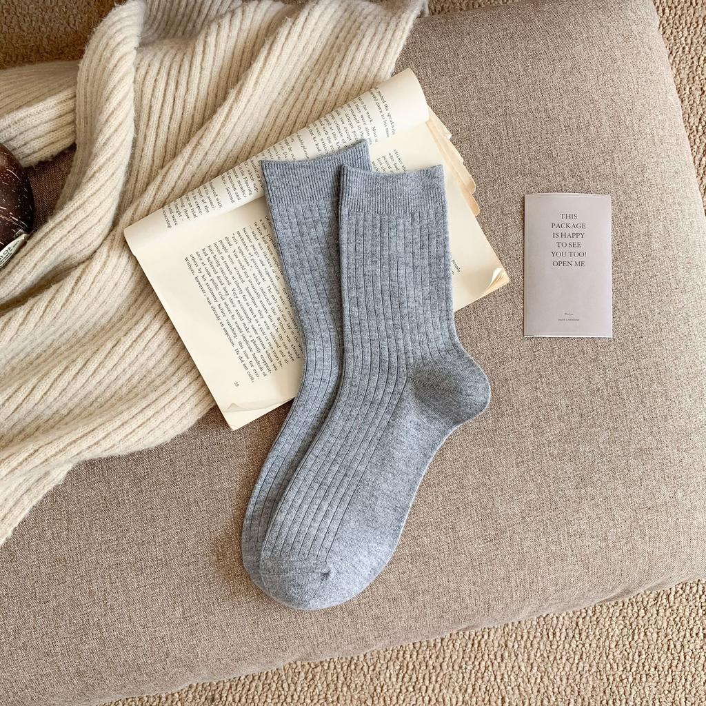 Носки Темно-красные с Лошадью Сезон Двухигольная Вышивка Свадьба Новый год 2026 Год Лошади Носки