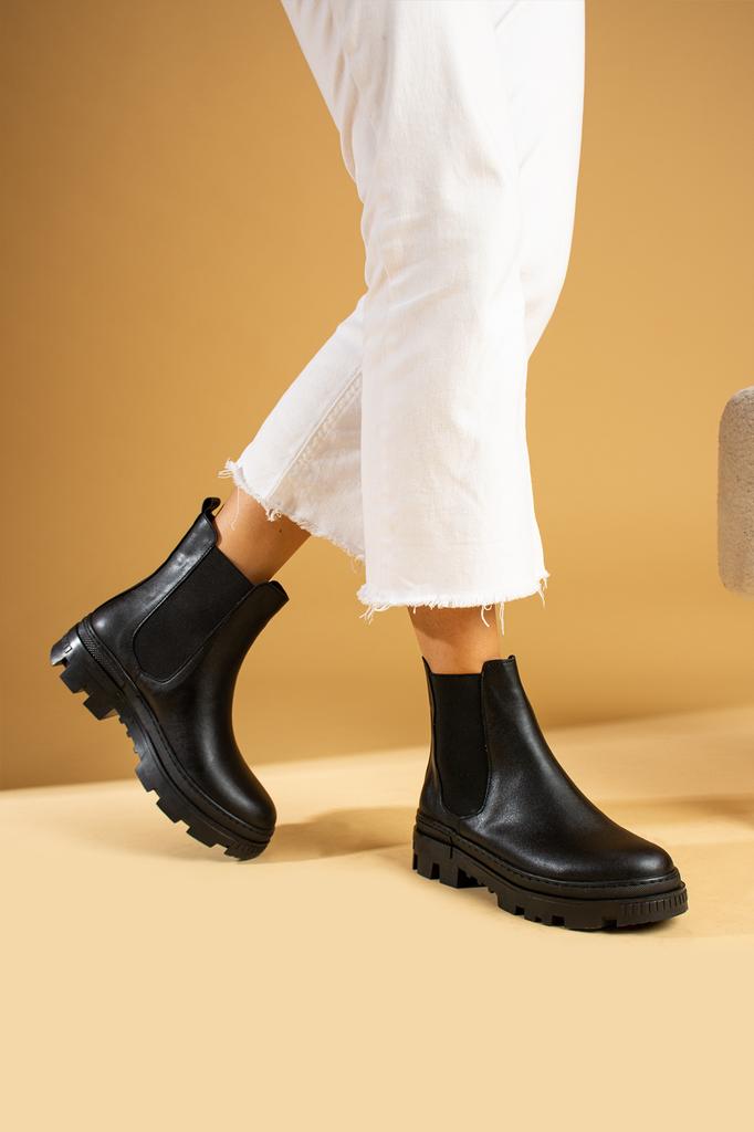 Женские сапоги на удобной эластичной подошве с теплой подкладкой 57-270-23