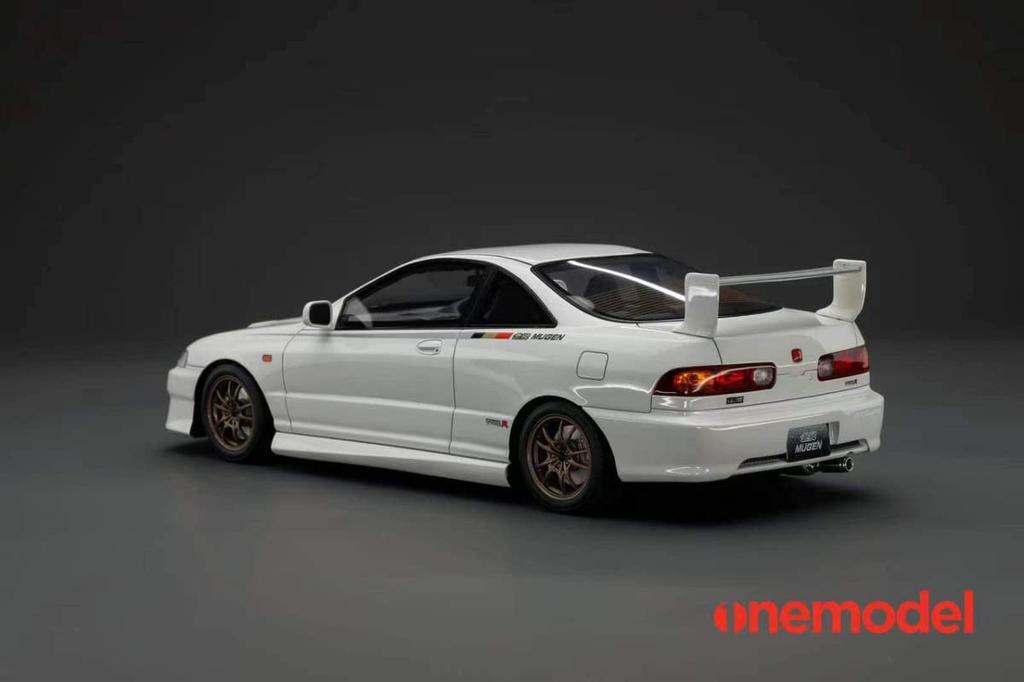 ONEMODEL 1/18 Honda INTEGRA Type-R DC2 Mugen Honda Integra Type-R DC2 Mugen Finished Product