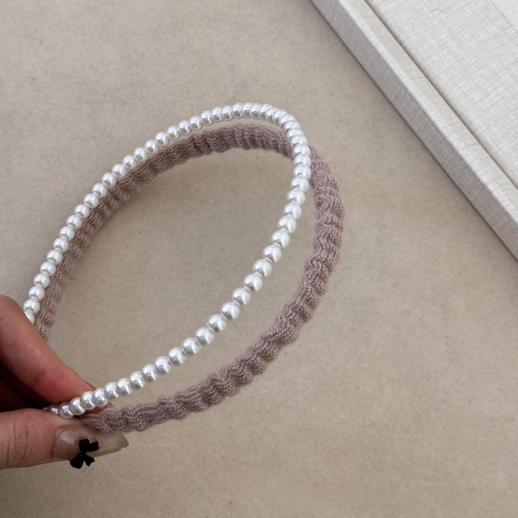 Корейская осень/зима 2024: Двухслойная повязка на голову с плюшевыми жемчужинами — элегантный, художественный и высококачественный аксессуар для волос