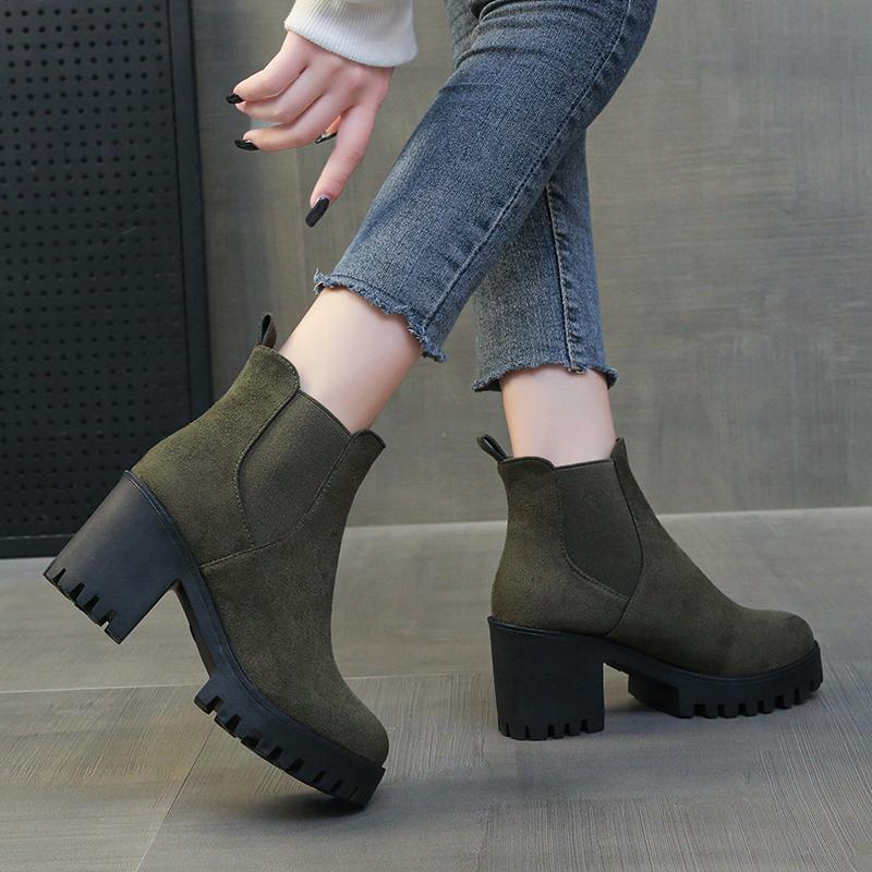 Women's Chunky Heeled Chelsea Boots Plus Size Round Toe Slip On Ankle Boots Women Autumn Winter Comfy Platform Short Botas Mujer