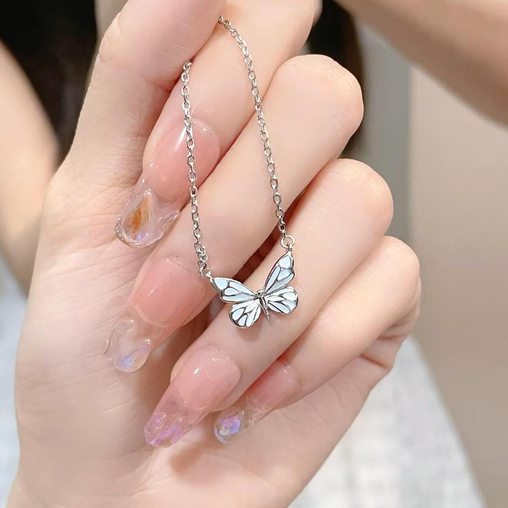 Серебряное ожерелье-бабочка «Аврора» S925 - Светящийся кулон в стиле «Лесная сказка» на ключичной цепочке.