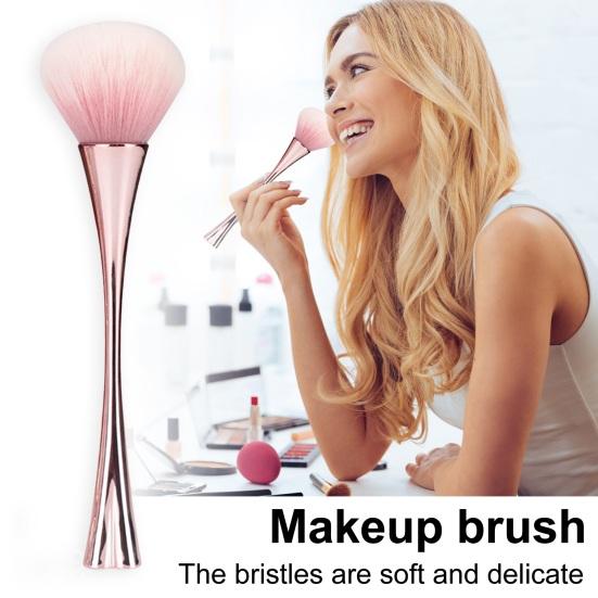 Стоячая щетка для ногтей с четырехлистным клевером, основание зеркала, мягкая щетина, длинная ручка, средство для удаления пыли для ногтей, щетка для очистки, женский инструмент для макияжа