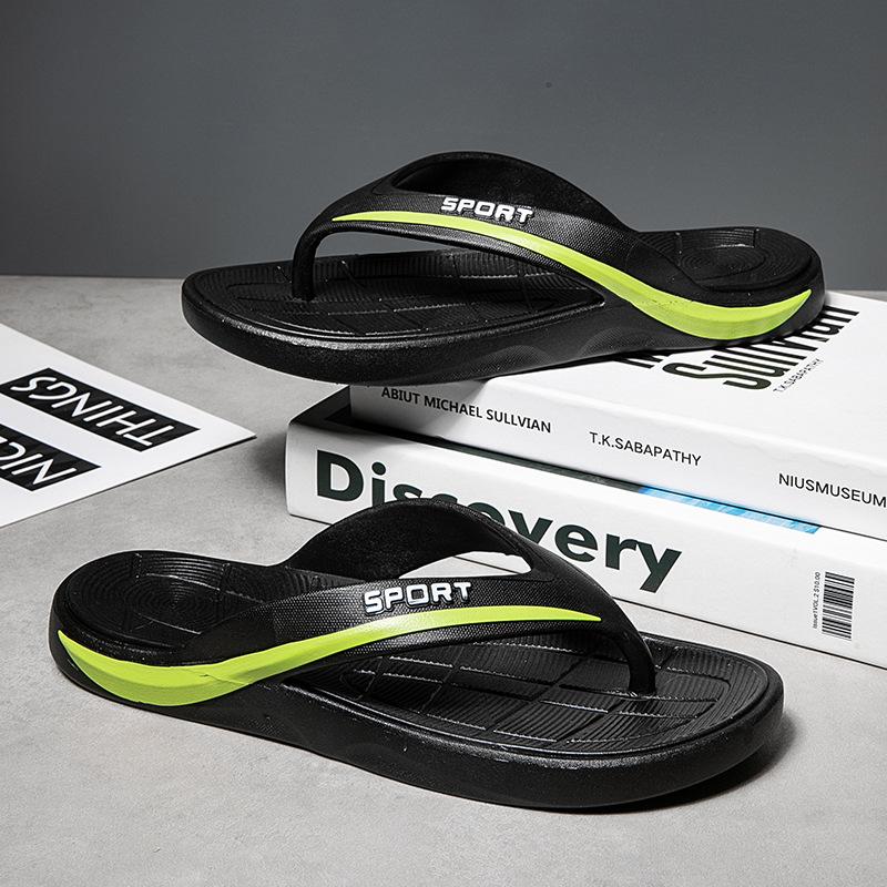 Шлепанцы мужские летние трендовые модные мужские верхние туфли с клипсами для ног новые нескользящие и износостойкие пляжные классные тапочки