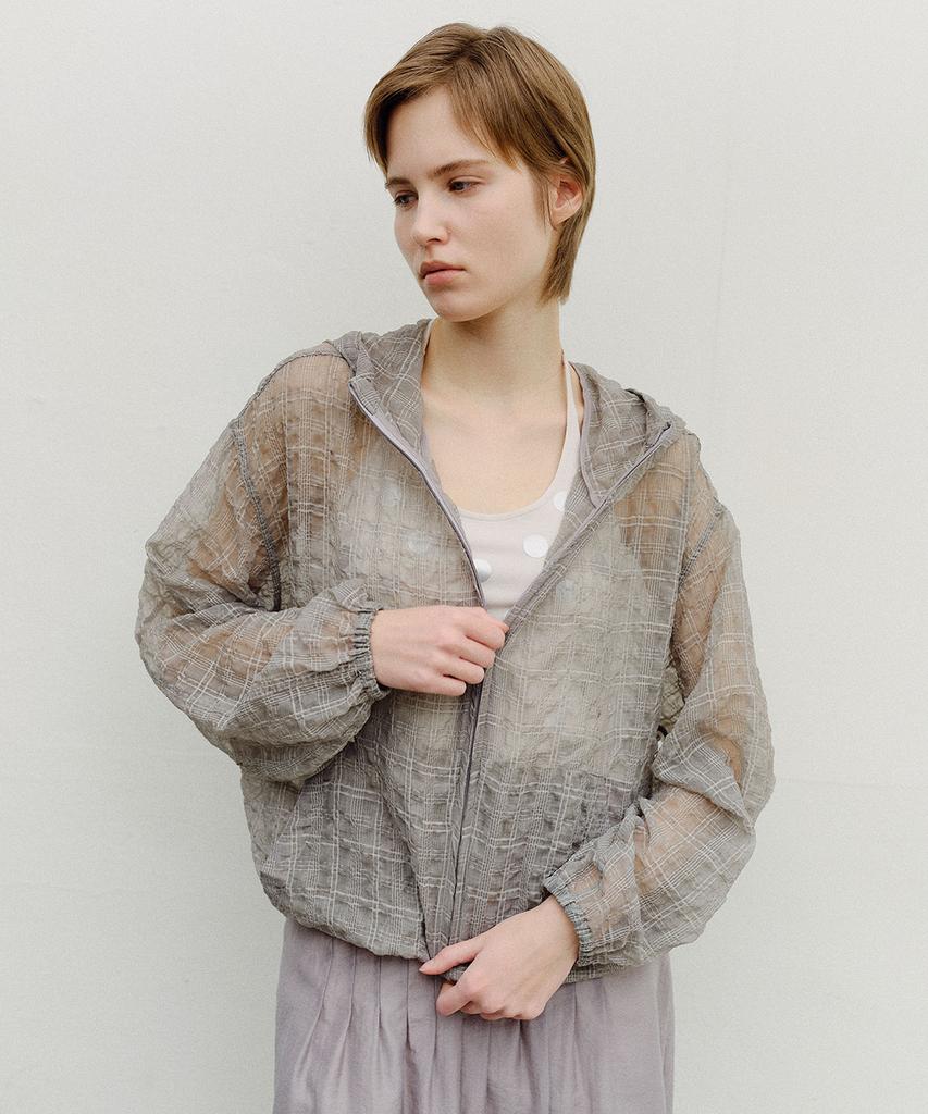 En Or Sheer Check Hooded Windbreaker - Gray