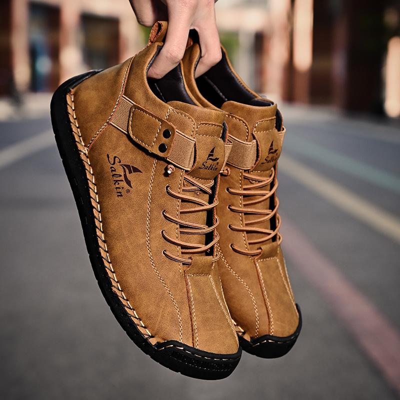 New 2025 Handmade Leather Men Boots Man Breathable Casual Leather Shoes Design Sneakers Men Ankle Boots Breathable Outdoor Boats